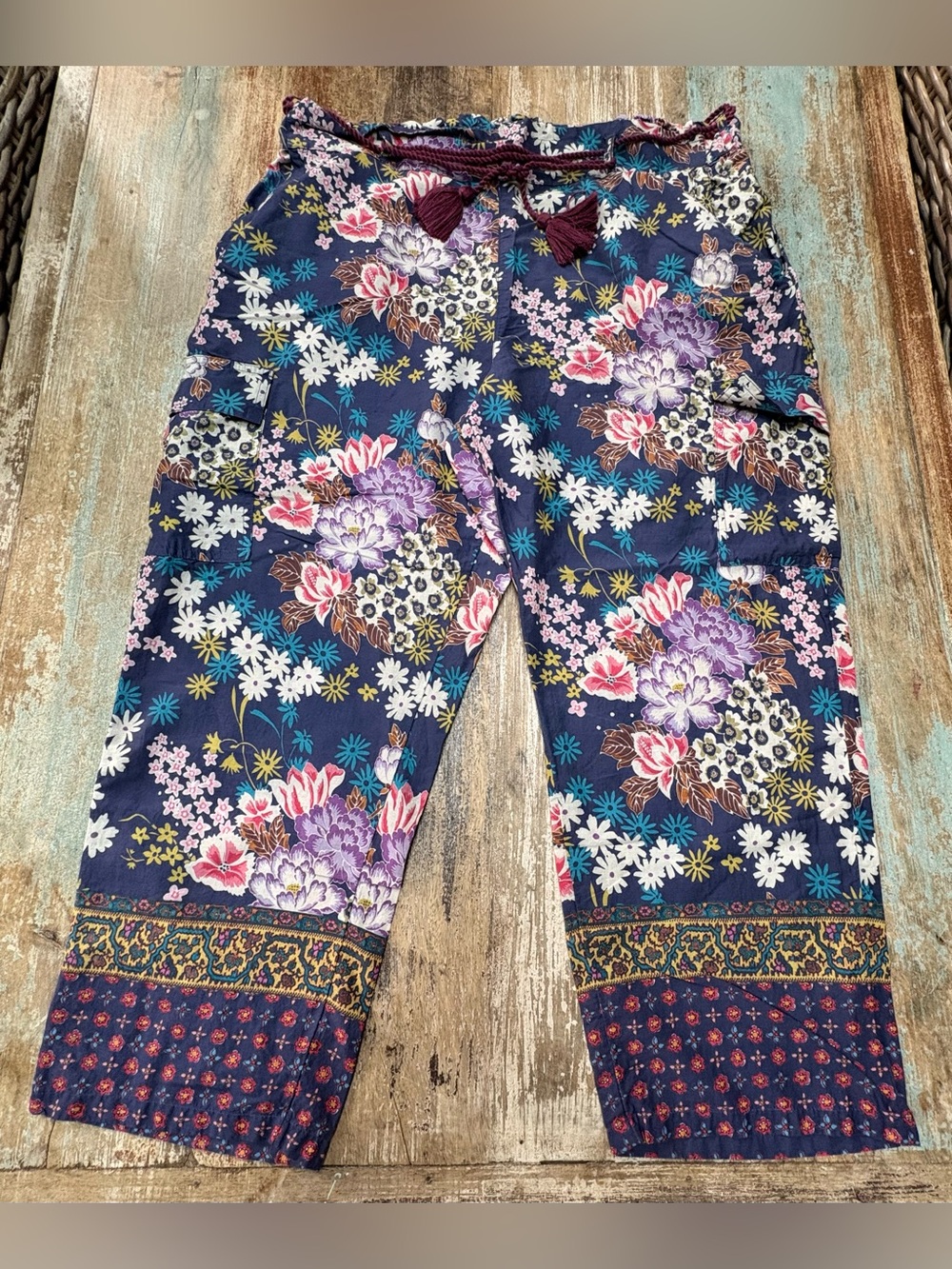 Sundance Women's Floral Print Lightweight Cotton Pants